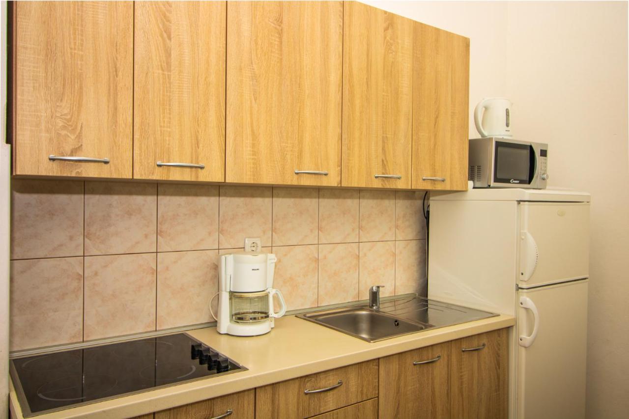 Renata Apartment With A View バスカ エクステリア 写真